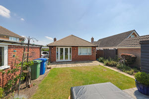 Thornbridge Crescent